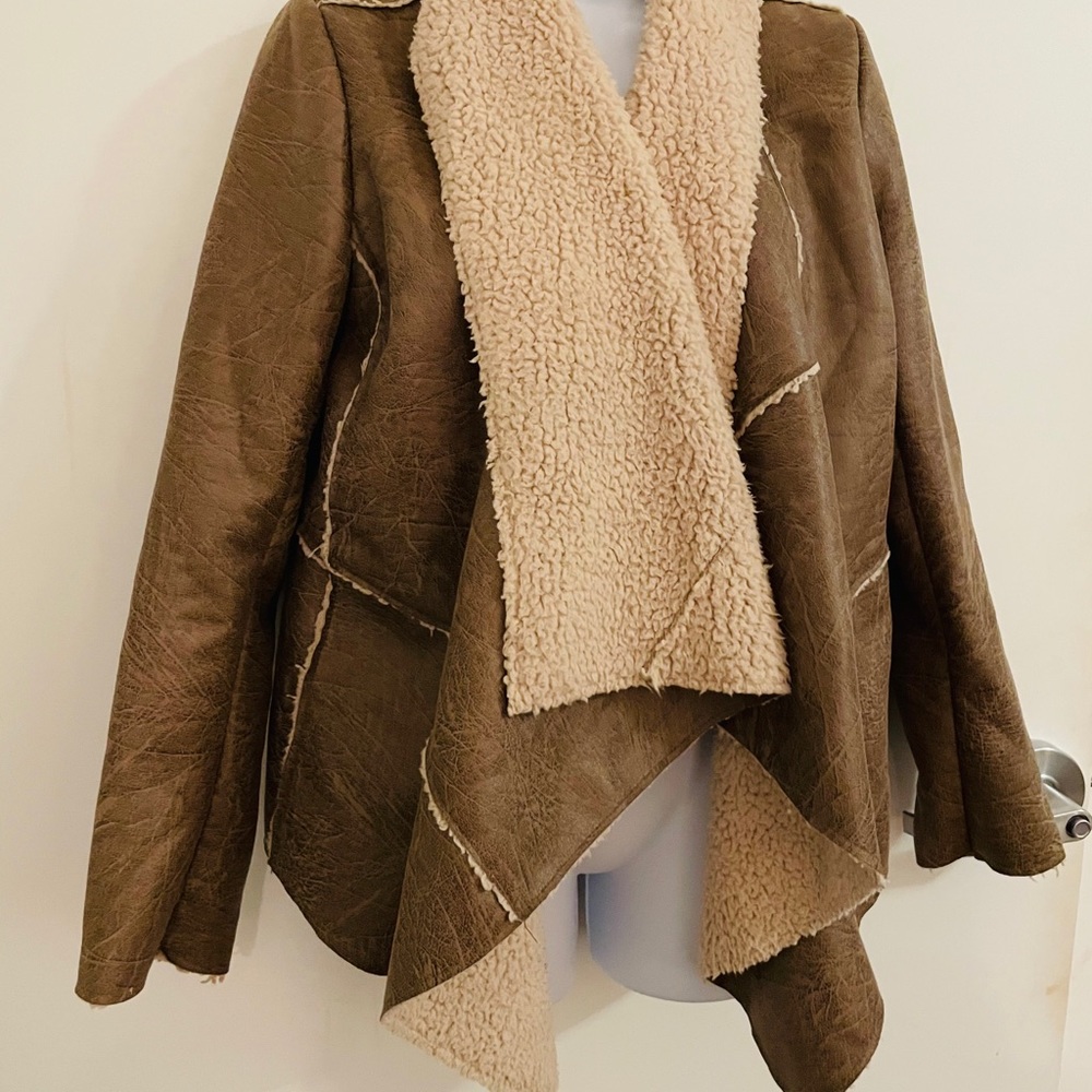 Jacket - Picture 3 of 5
